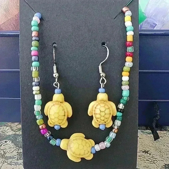 Howlite Turquoise Turtle *one-of-a-kind* set - Picture 1 of 4